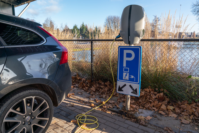 Oplaadpunt laadpaal elektrische auto