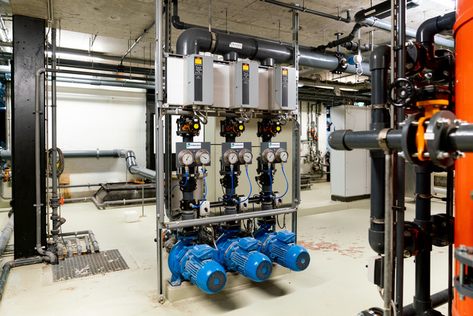 Frequentie pompen voor zwembadwater