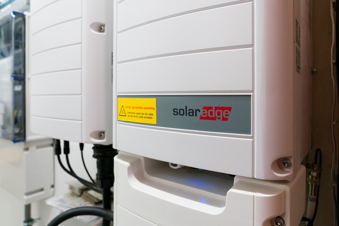 omvormer zonnepanelen